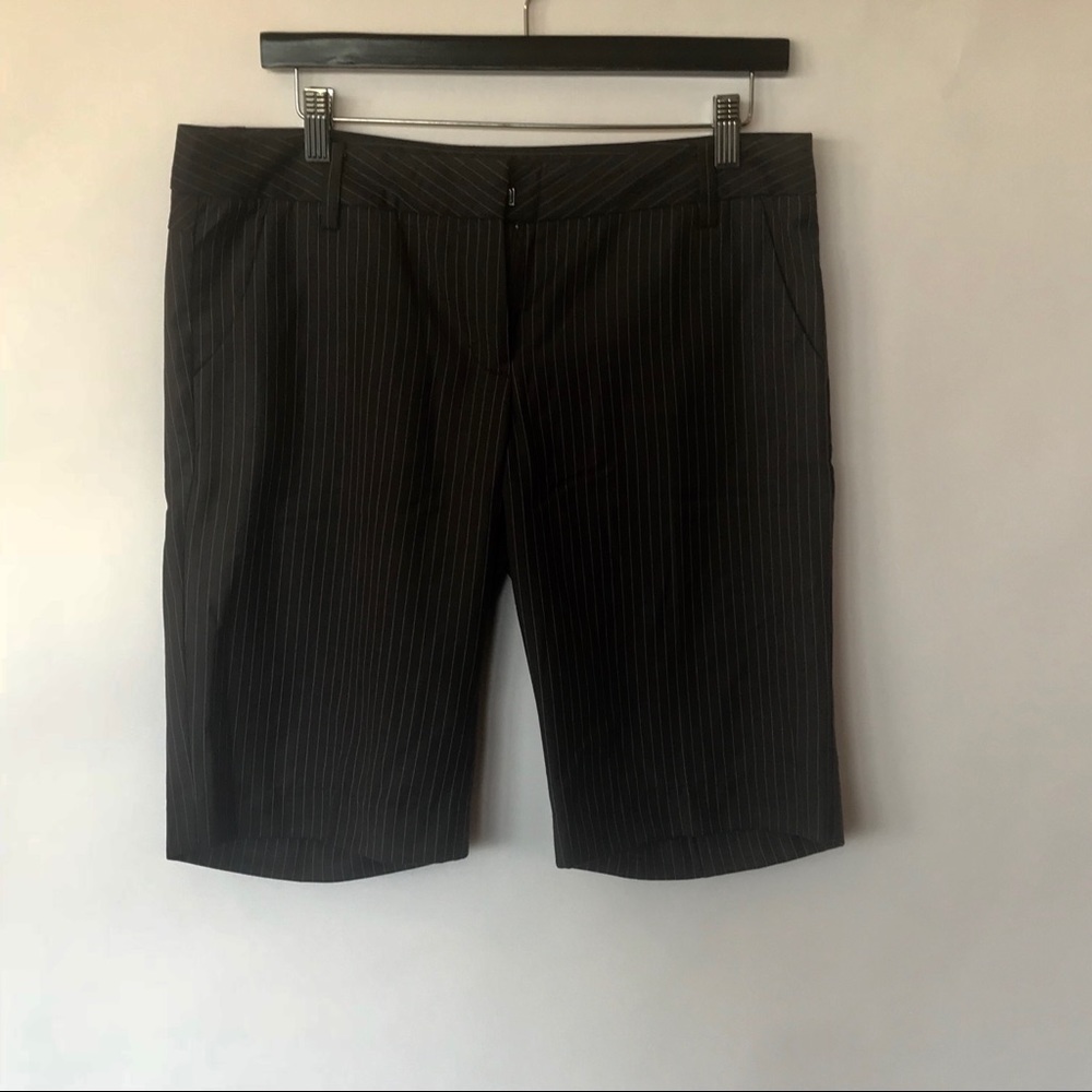 Forever 21 Grey Pinstripe Dress Shorts- L